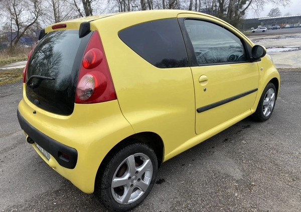 Peugeot 107 cena 6999 przebieg: 199900, rok produkcji 2006 z Bydgoszcz małe 191